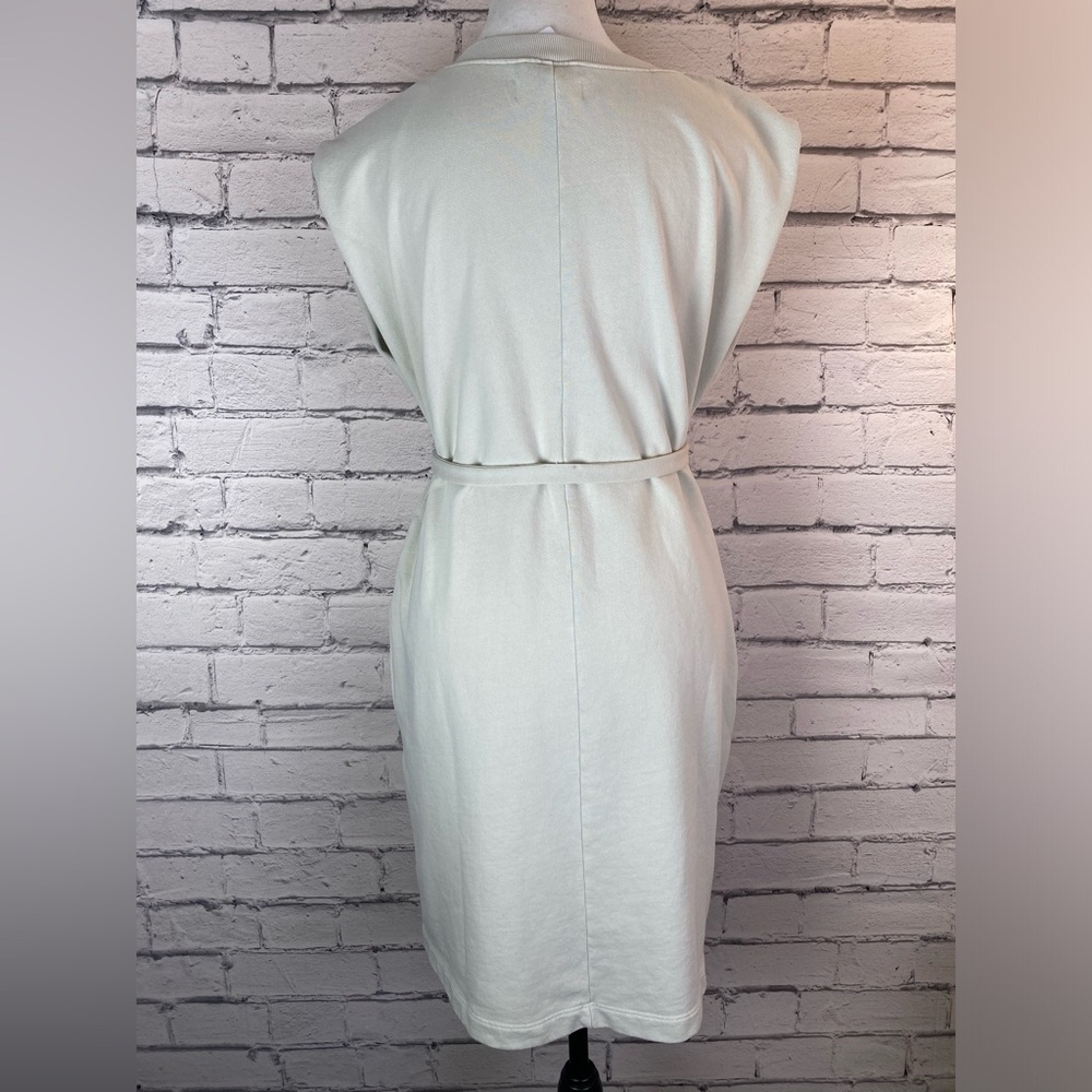 Velvet by Graham & Spencer Adeline Asymmetrical Cream White Sweater Dress Medium - Picture 9 of 13
